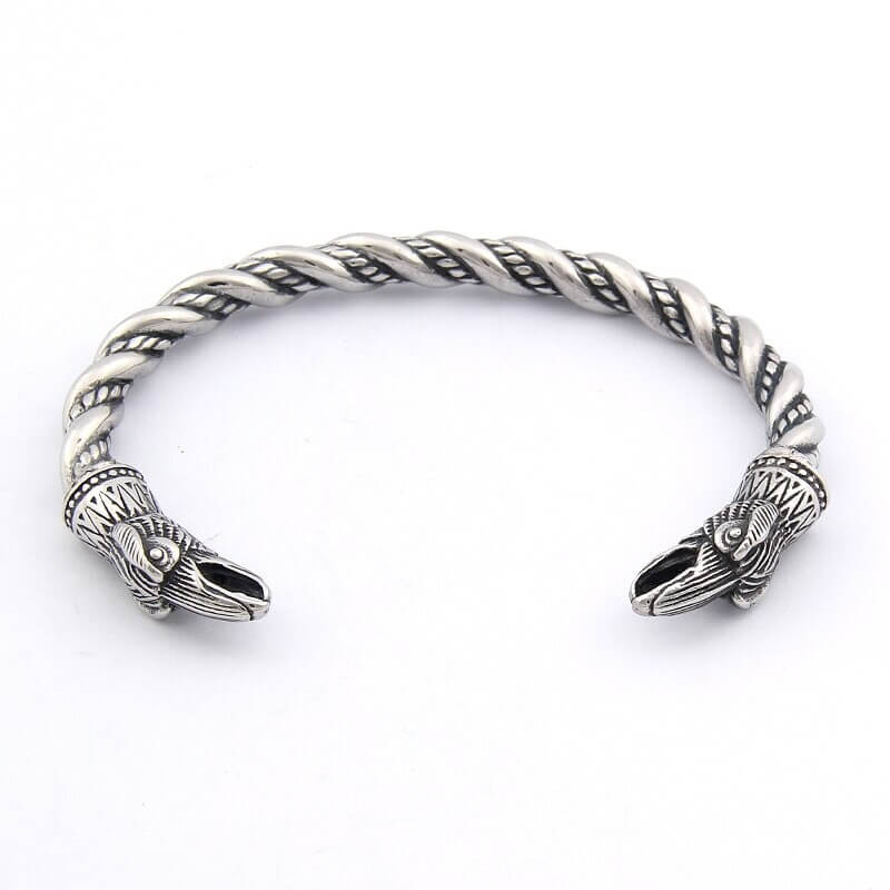 Keltischer Armband mit Krahen von Odin