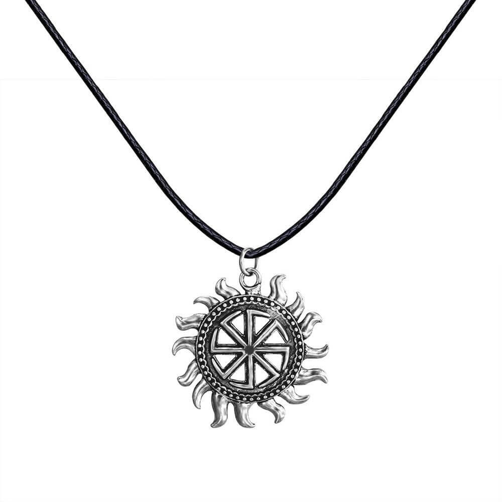 Keltischer Schmuck mit Sonne