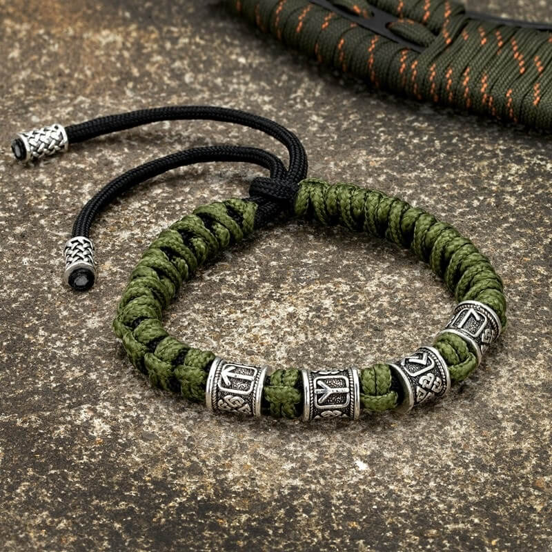Keltisches Armband mit Ältestenbeil