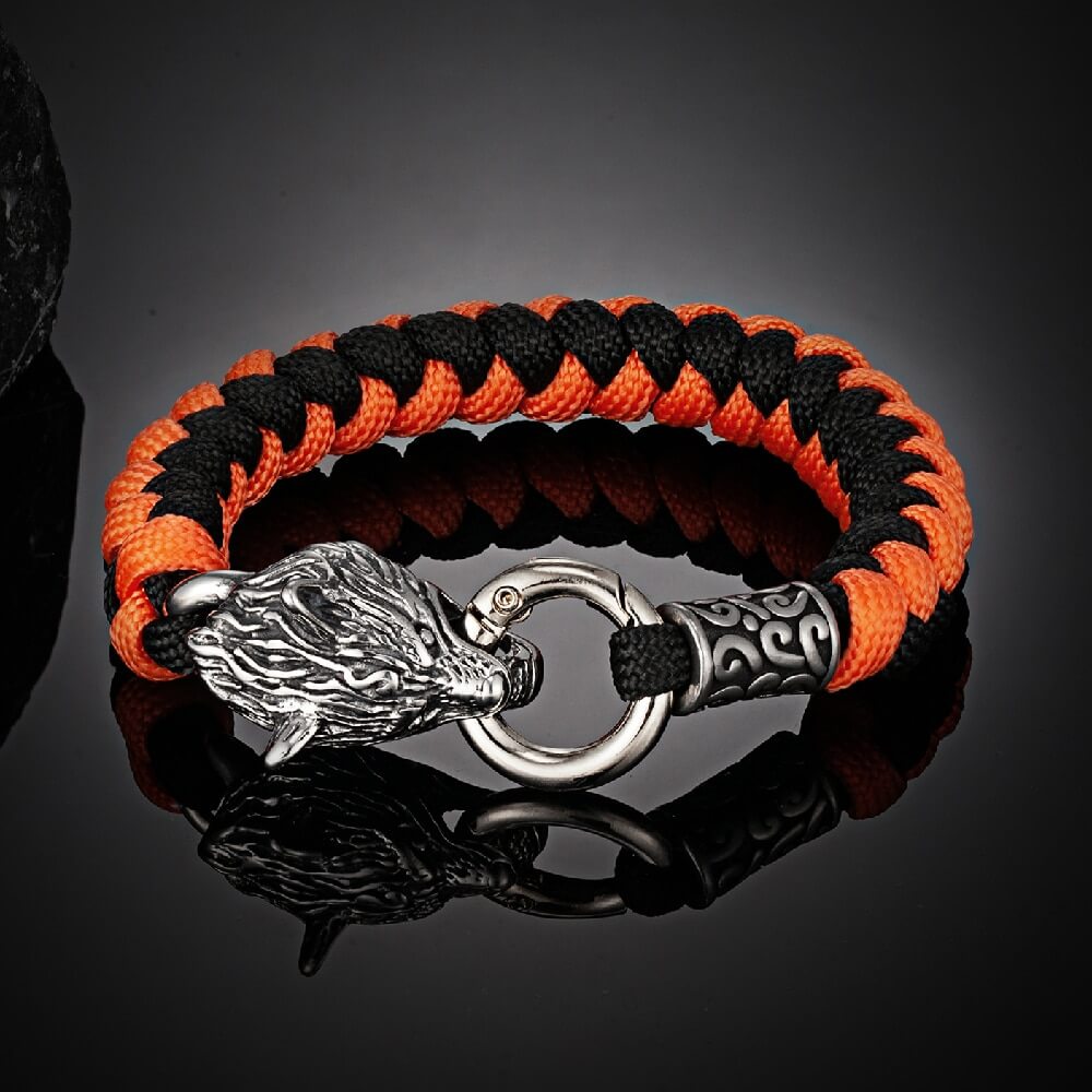 Viking Armreif mit Celtic Wolf