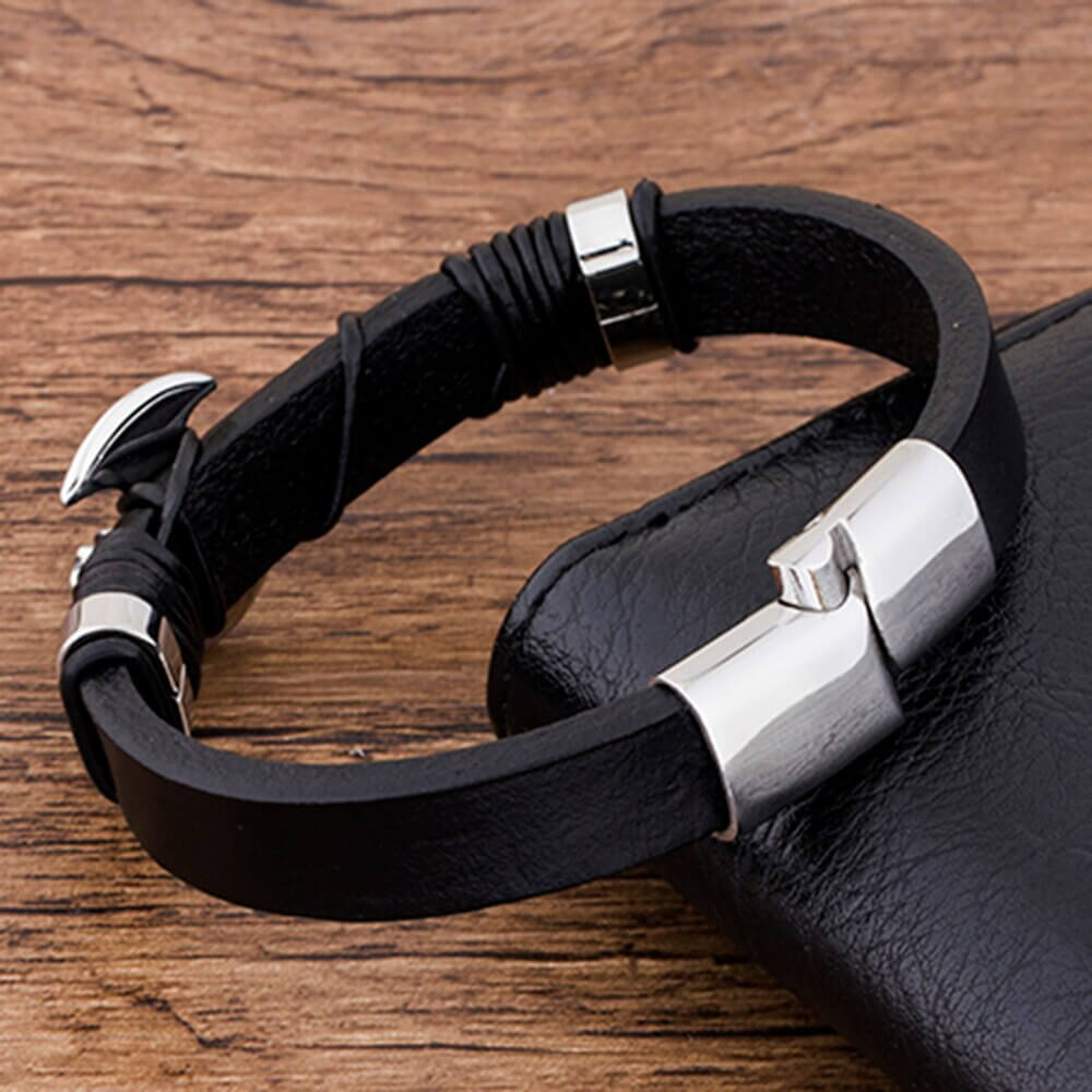Wikinger Armband Triquetra Axe
