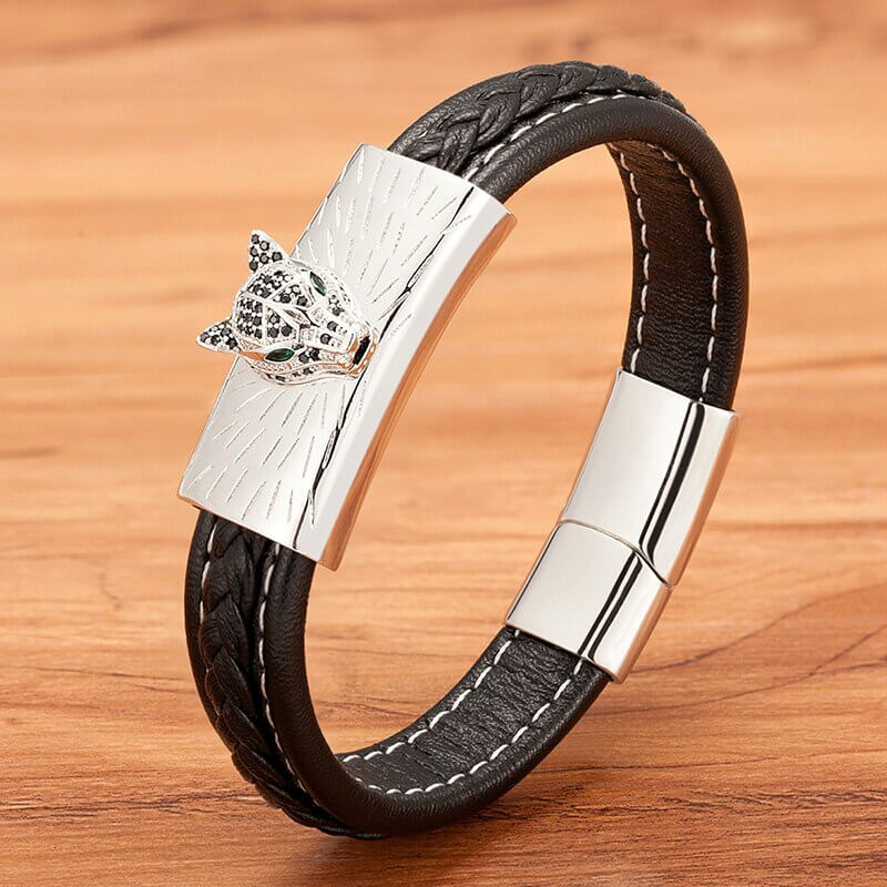 Wikinger Armreif mit Viking Wolf