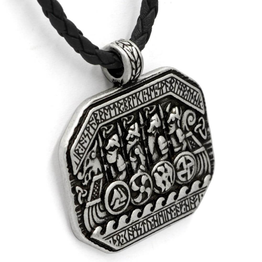 Wikinger Schmuck mit Wikingerschiff