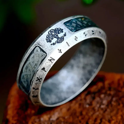 Ancient Viking Rings mit Yggdrasil
