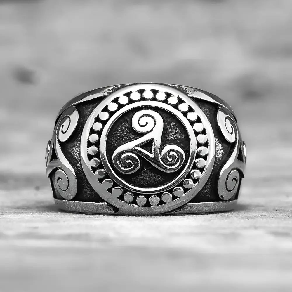 Viking Ringe Triskelion