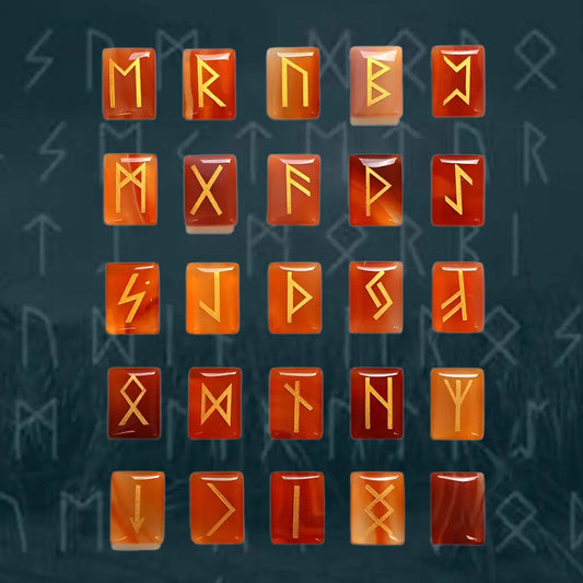 Viking Runes Alphabet aus Roter Achat