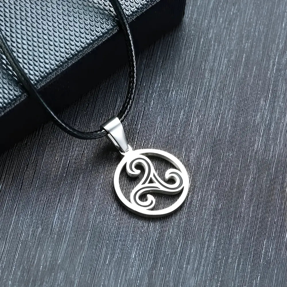Wikinger Halskette Celtic Triskel Design
