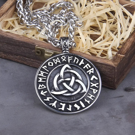 Wikinger Kette Damen mit Keltische Triquetra