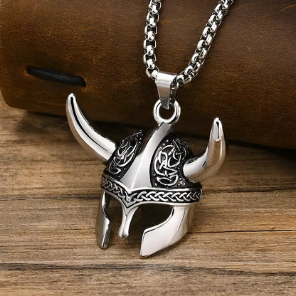 Wikinger Kette Männer mit Wikinger Helm
