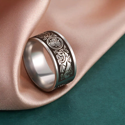 Wikinger Ring Triskele Symbol