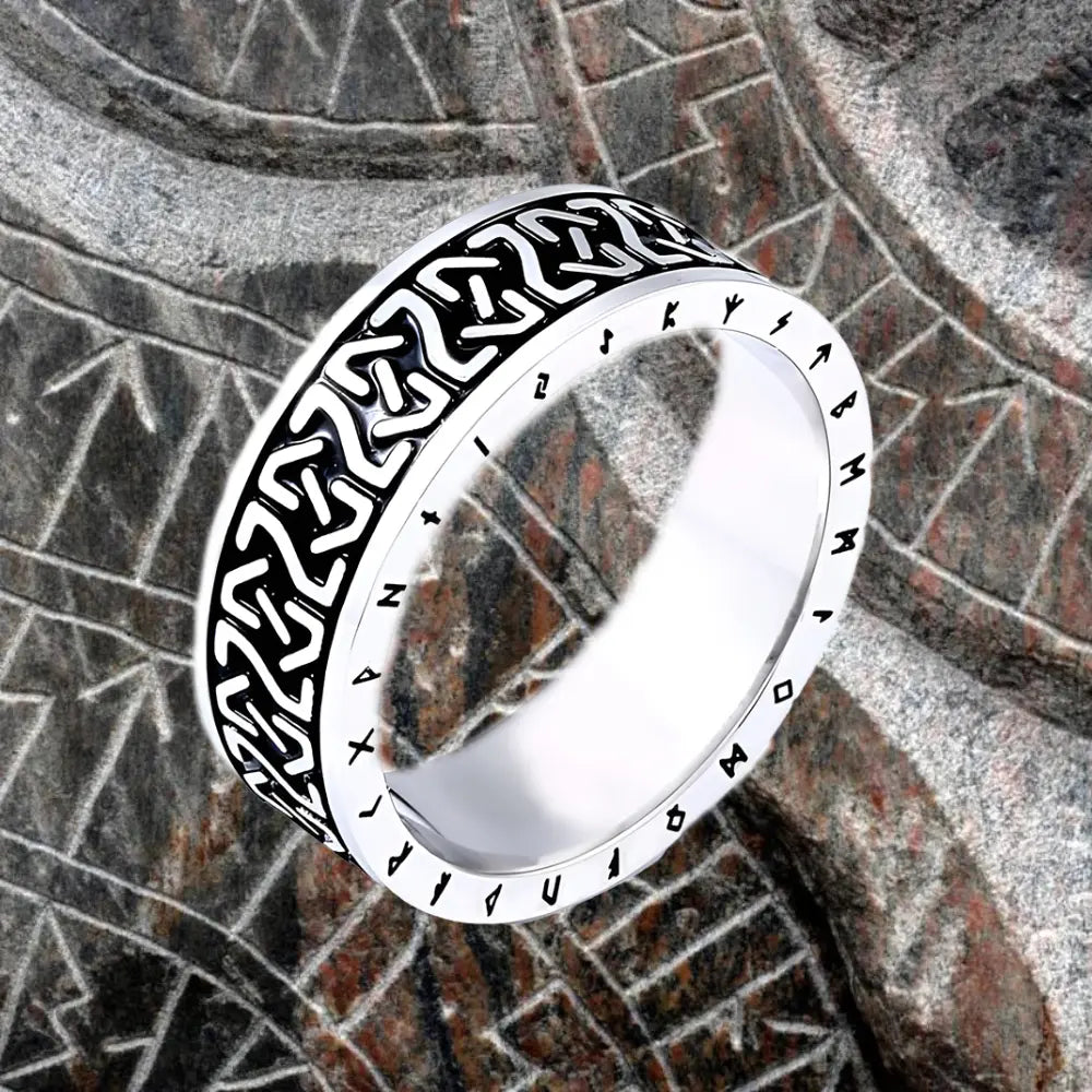 Wikinger Ring mit Nordic Rune Alphabet