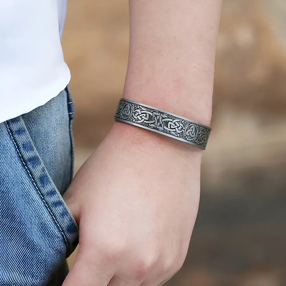 Wikinger Schmuck Armband mit Triquetra Symbol