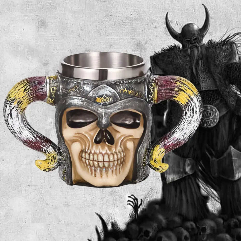 Wikinger Tasse mit Doppelhornhelm