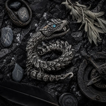 jormungandr armband flat lay obsidian runensteine silber
