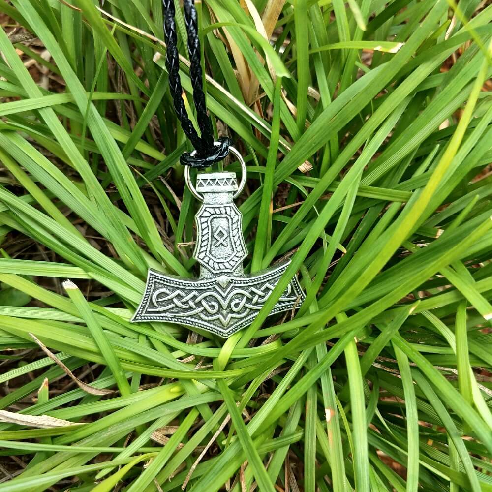 Keltische Halskette mit Hammer