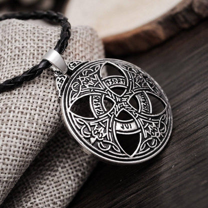 Keltischer Schmuck mit Keltischer Knoten