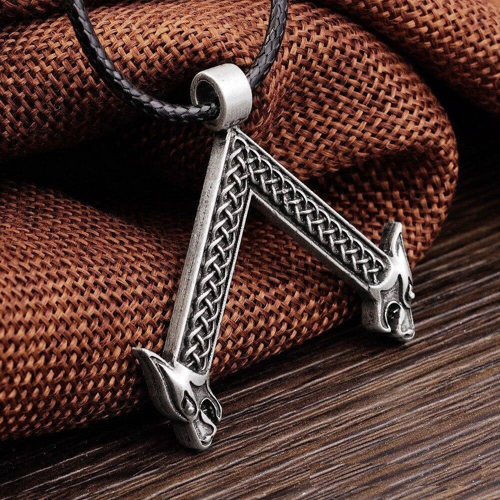 Keltischer Schmuck mit Kenaz Rune