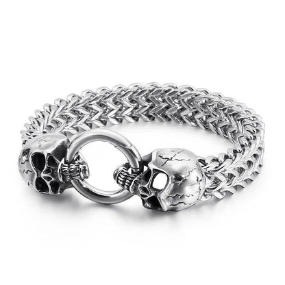 Keltisches Armband mit Wikinger-Totenkopf