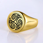 Wikinger Ringe mit Trisquel Symbol